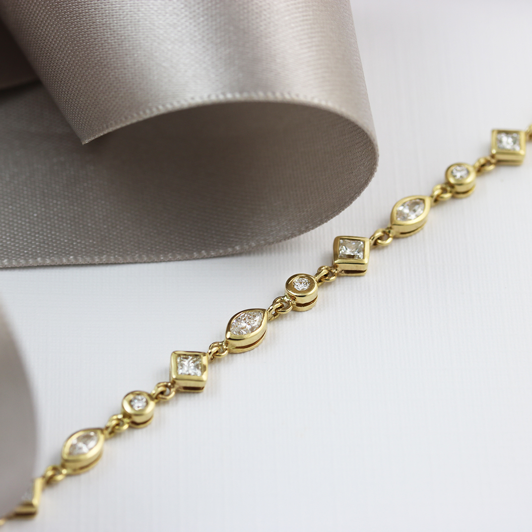 Diamond Bracelets & Bangles
