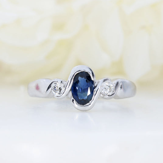 18ct White Gold Oval Sapphire & Diamond 3 Stone Ring