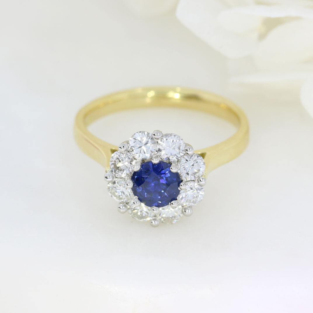 18ct Yellow Gold Sapphire & Diamond Cluster Ring