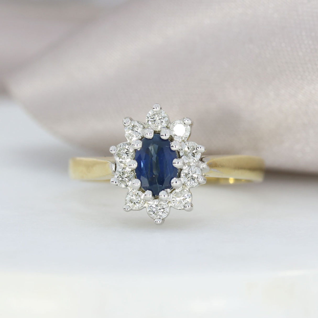 9ct Yellow Gold Oval Sapphire & Diamond Cluster Ring