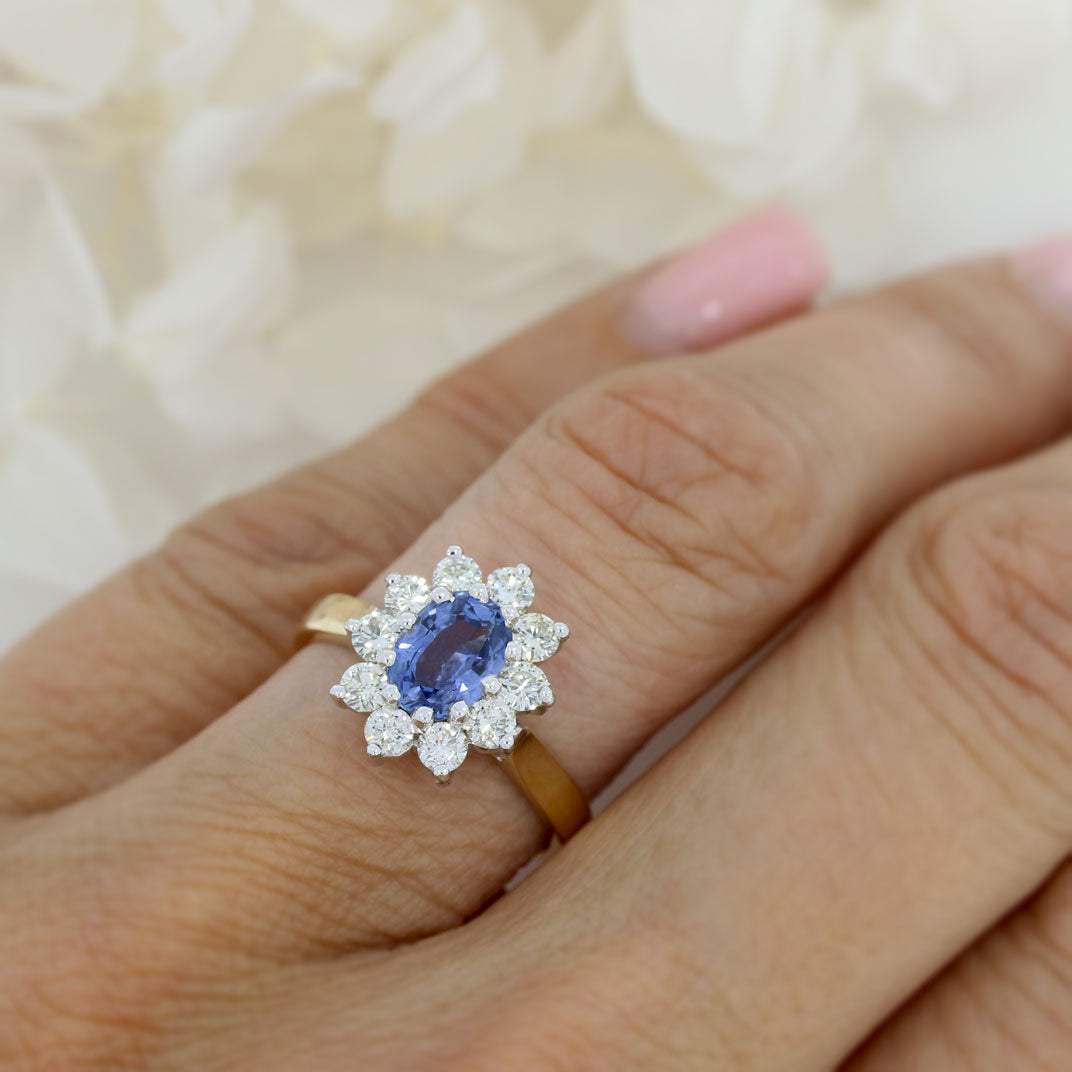 9ct Yellow Gold Oval Sapphire & Diamond Cluster Ring