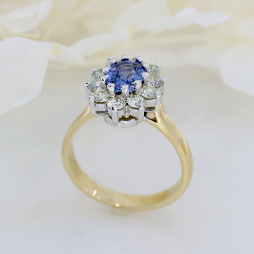 9ct Yellow Gold Oval Sapphire & Diamond Cluster Ring