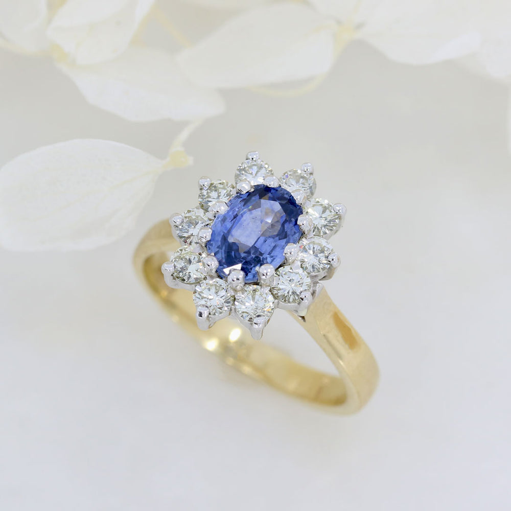 9ct Yellow Gold Oval Sapphire & Diamond Cluster Ring