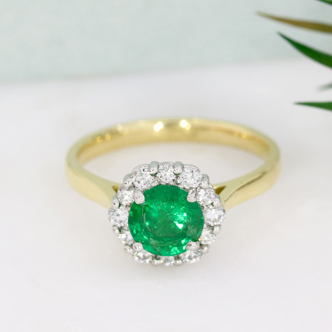18ct Yellow Gold Round Emerald & Diamond Cluster Ring