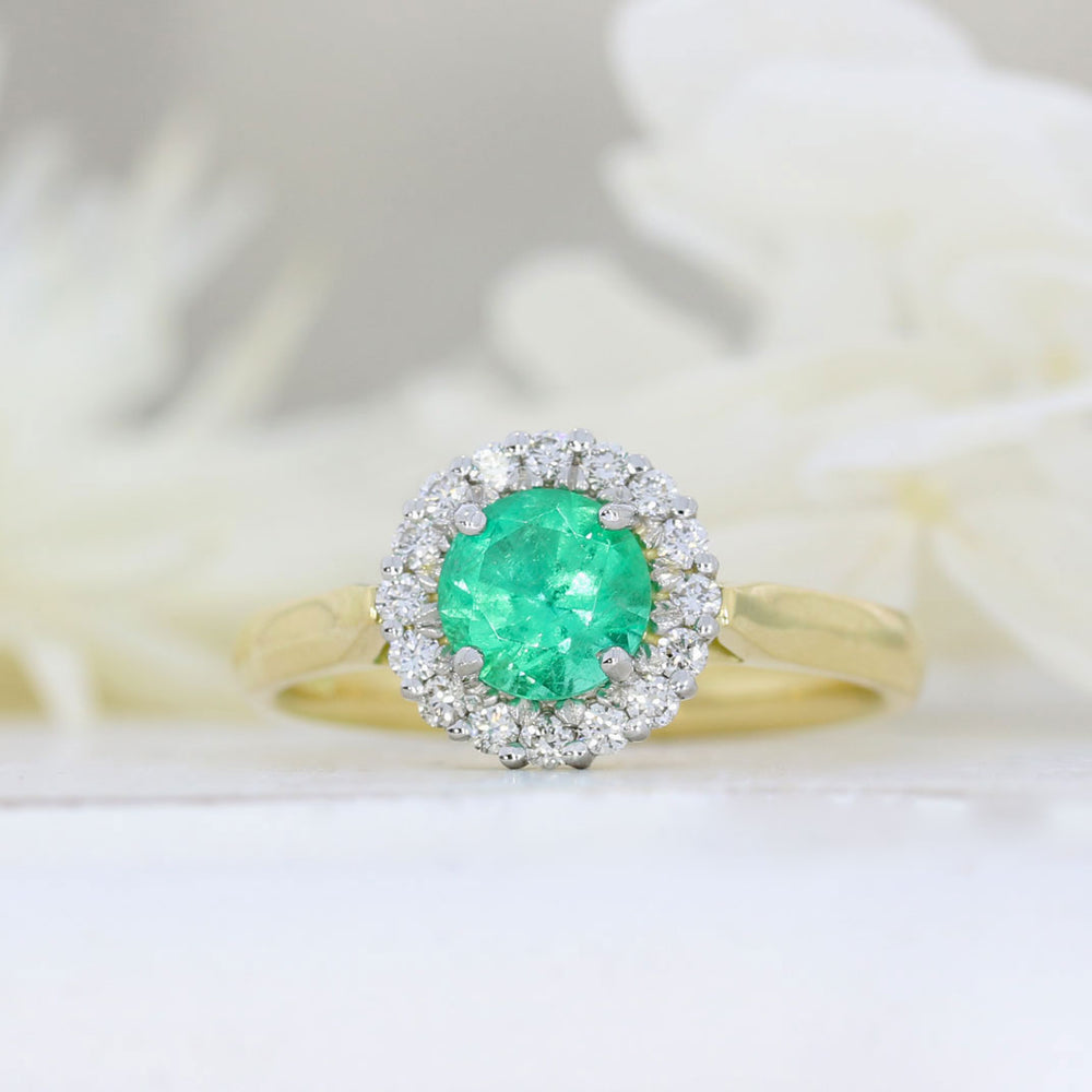 18ct Yellow Gold Round Emerald & Diamond Cluster Ring