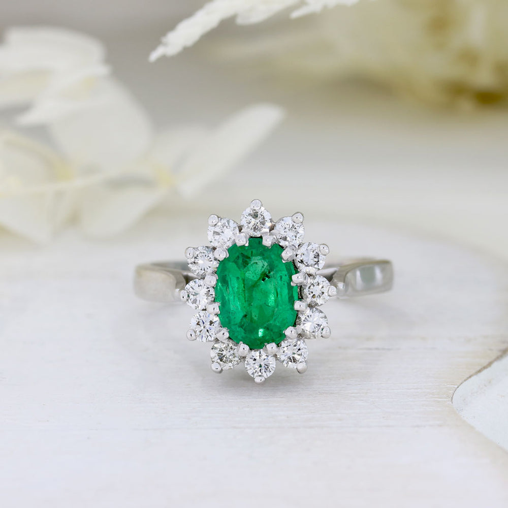 18ct White Gold Oval Claw Set Emerald & Diamond Cluster Ring