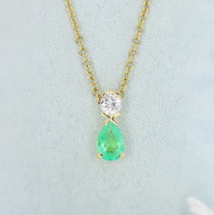 18ct Yellow Gold Pear Shape Emerald & Diamond Pendant on 18ct 18" Chain