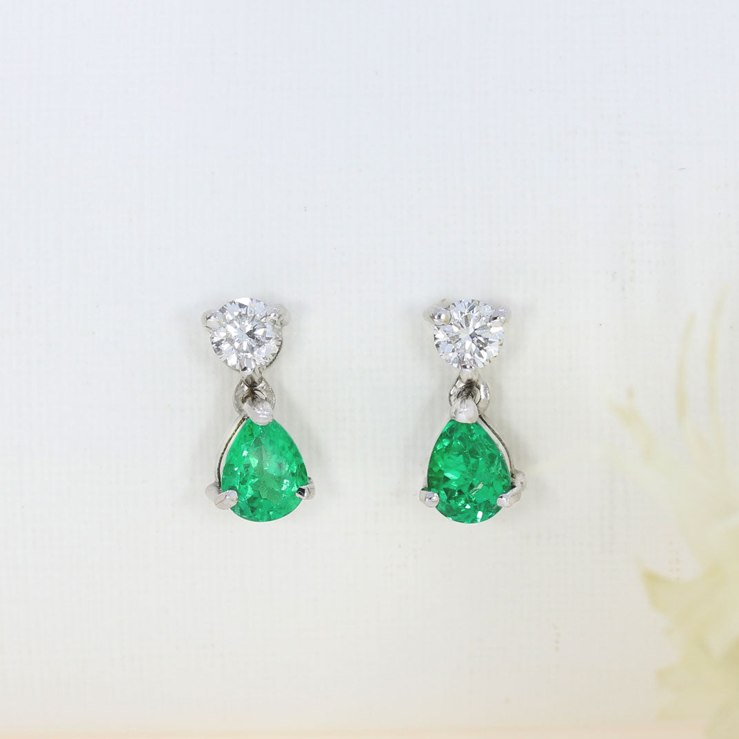 18ct White Gold Pear Shape Emerald & Brilliant Cut Diamond Drop Earrings
