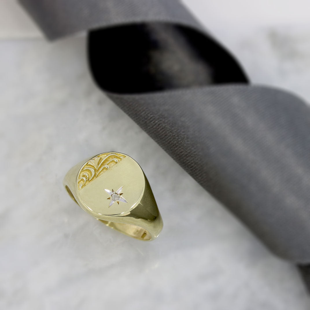 Pre Owned 9ct Gold Round Signet Ring with Star Set Diamond