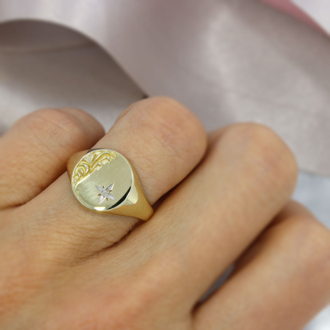 Pre Owned 9ct Gold Round Signet Ring with Star Set Diamond