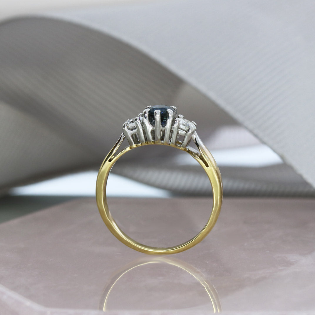 Pre Owned 18ct Yellow Gold Sapphire & Diamond 3 Stone Ring
