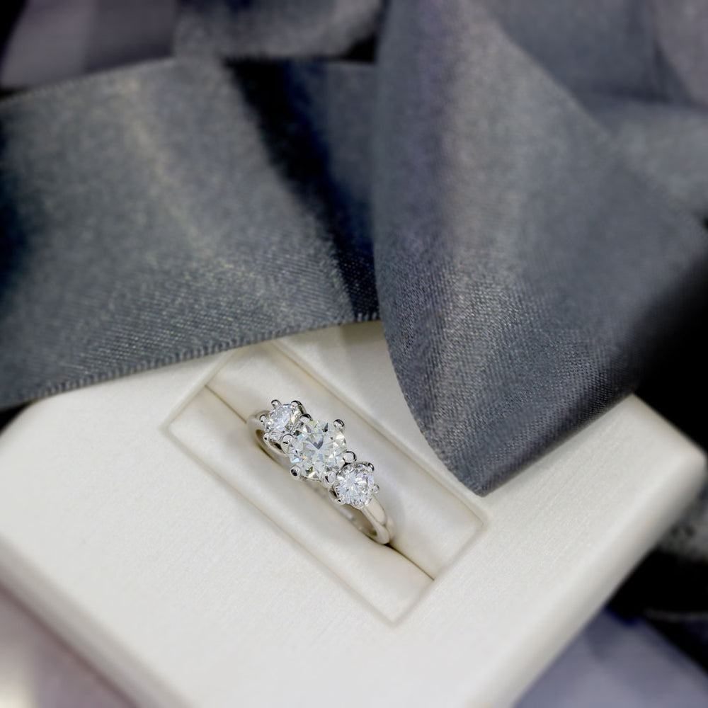 Pre Owned 18ct White Gold Stone Diamond Ring 1.70ct