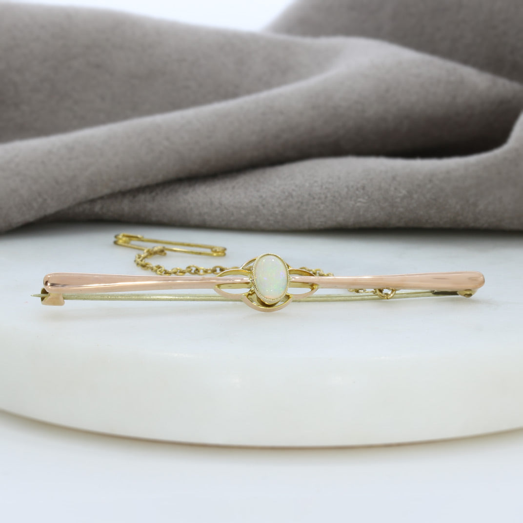 Pre Owned 9ct Gold Bar Brooch with Oval Opal & Safety Chain