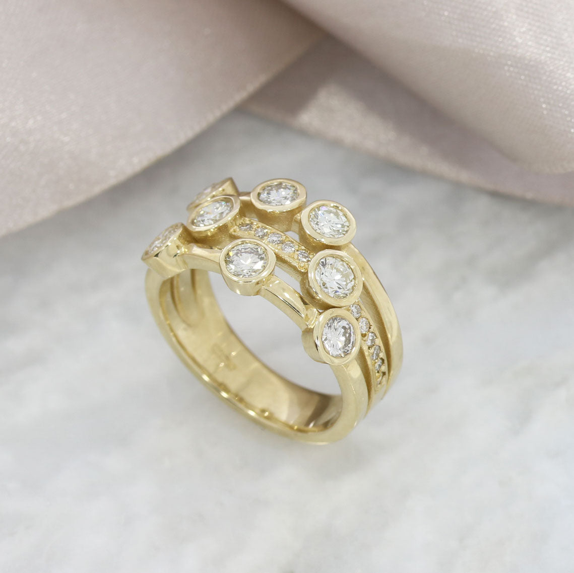 9ct Gold 3 Row Diamond Bubble Ring with Pave Set Diamonds 1.40ct