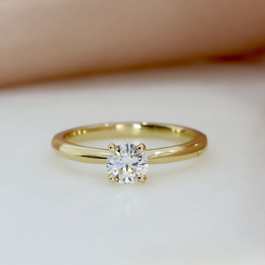 9ct Gold 4 Claw Set Certified Laboratory Grown Diamond Solitaire Ring  0.50ct D VS1