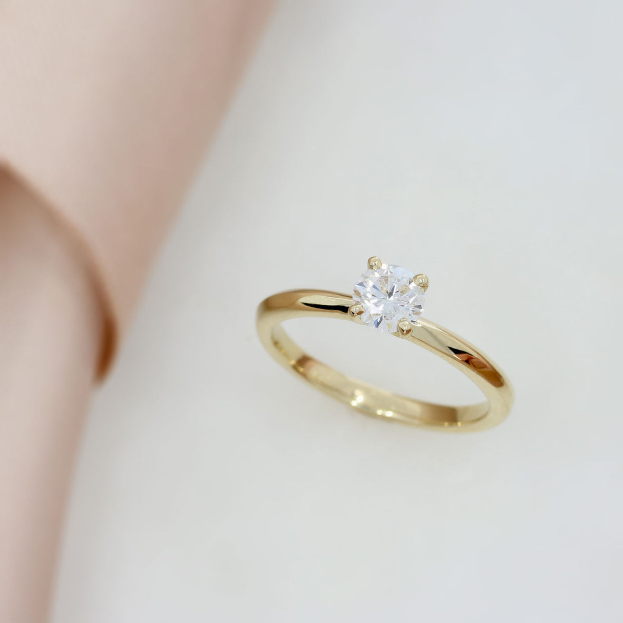 9ct Gold 4 Claw Set Certified Laboratory Grown Diamond Solitaire Ring  0.50ct D VS1