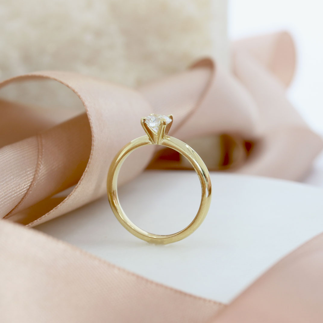 9ct Gold 4 Claw Set Certified Laboratory Grown Diamond Solitaire Ring  0.50ct D VS1