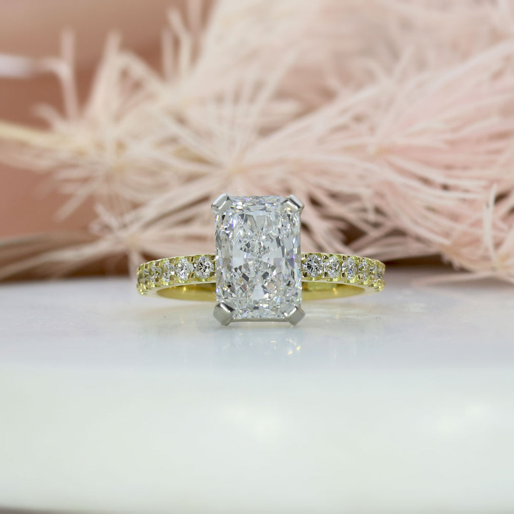 18ct Certified Rectangular Brilliant Cut Lab Grown Diamond Solitaire with Shoulders Stones Total 3.51ct E VS2