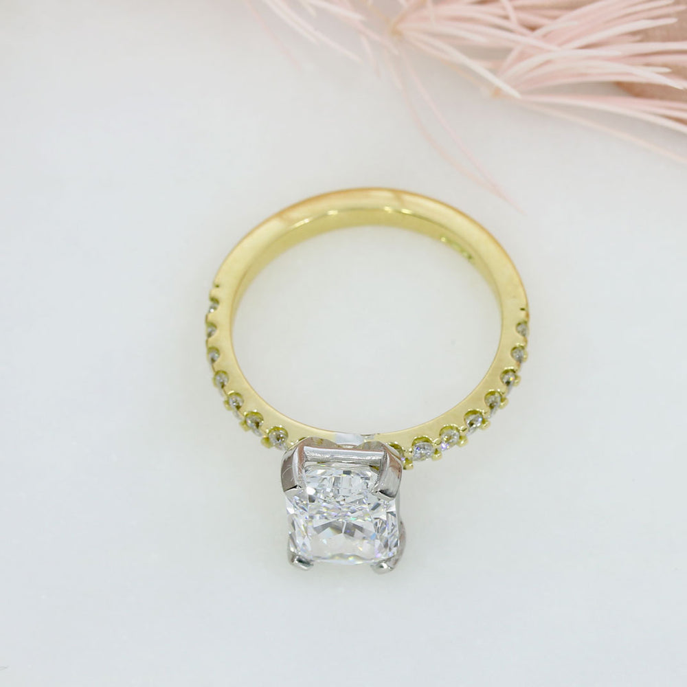 18ct Certified Rectangular Brilliant Cut Lab Grown Diamond Solitaire with Shoulders Stones Total 3.51ct E VS2