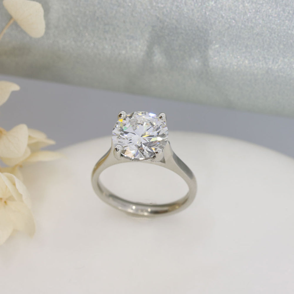Platinum Certified Lab Grown Round Brilliant Cut Diamond Solitaire Ring 4.00ct D VS2