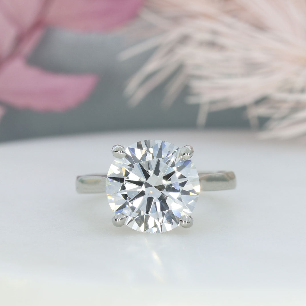 Platinum 4 Claw Set Certified Lab Grown Diamond Round Brilliant Cut Solitaire Ring 5.01ct E VS2