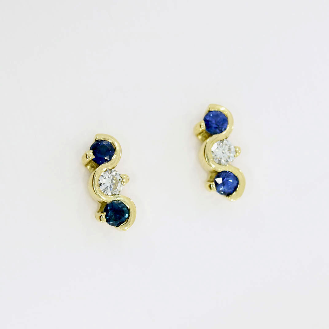 18ct Yellow Gold 3 Stone Sapphire & Diamond Stud Earrings