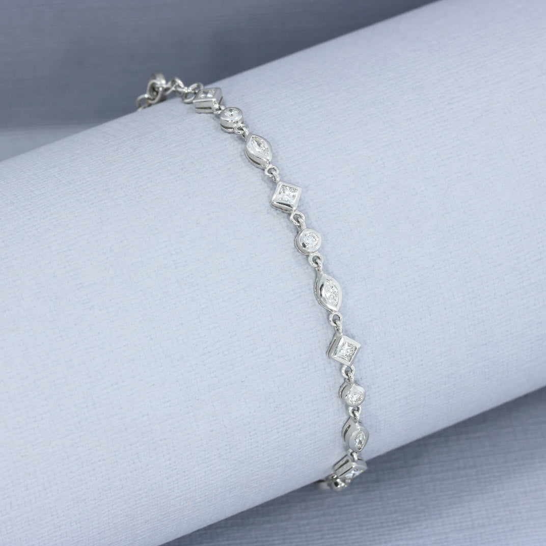 18ct White Gold Diamond Line Bracelet 1.60ct