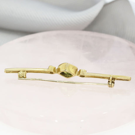Pre-Owned 9ct Yellow Gold Peridot & Diamond Bar Brooch