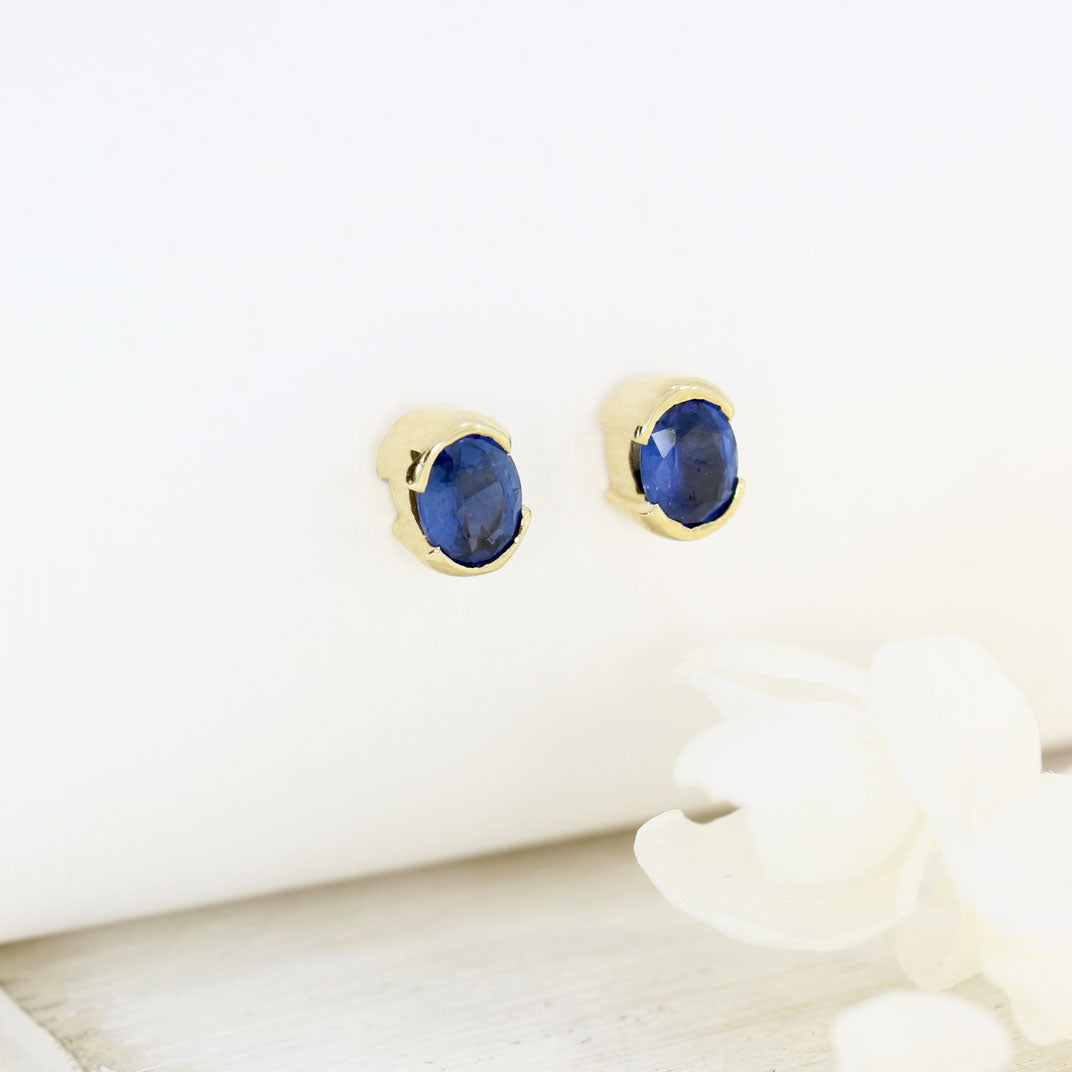 9ct Yellow Gold Oval Shape Sapphire Stud Earrings