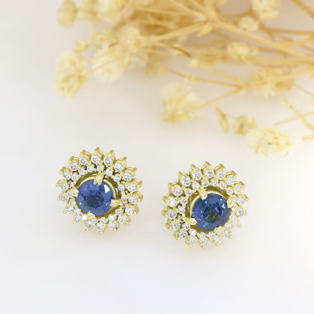 18ct Yellow Gold Sapphire & Diamond Cluster Earrings