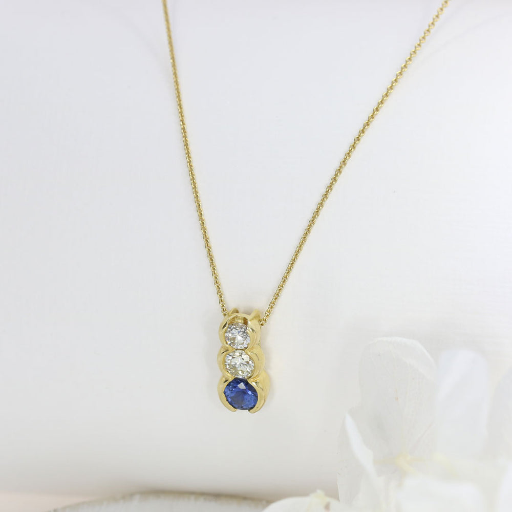 18ct Gold Sapphire & Diamond 3 Stone Pendent On an 18ct Gold 18" Chain
