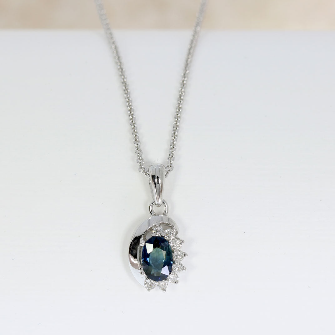 9ct White Gold Oval Sapphire & Diamond Pendant on a 9ct Gold 20" Chain