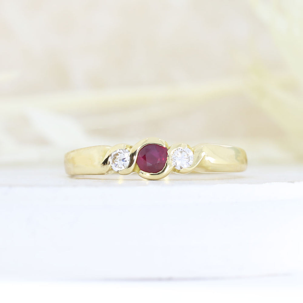 18ct Yellow Gold Rub Over Set Ruby & Diamond 3 Stone Ring
