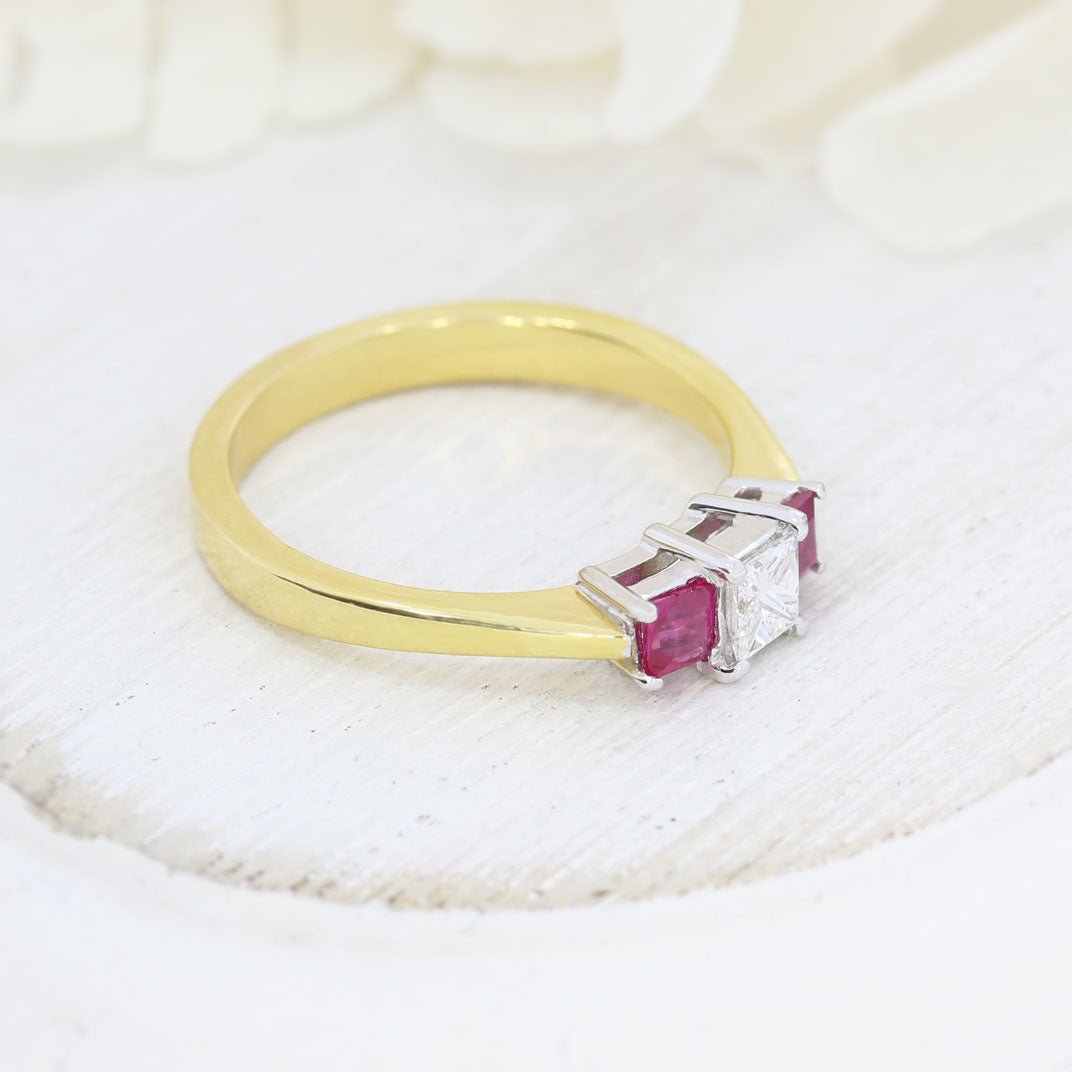 18ct Gold Princess Cut Ruby & Diamond 3 stone ring