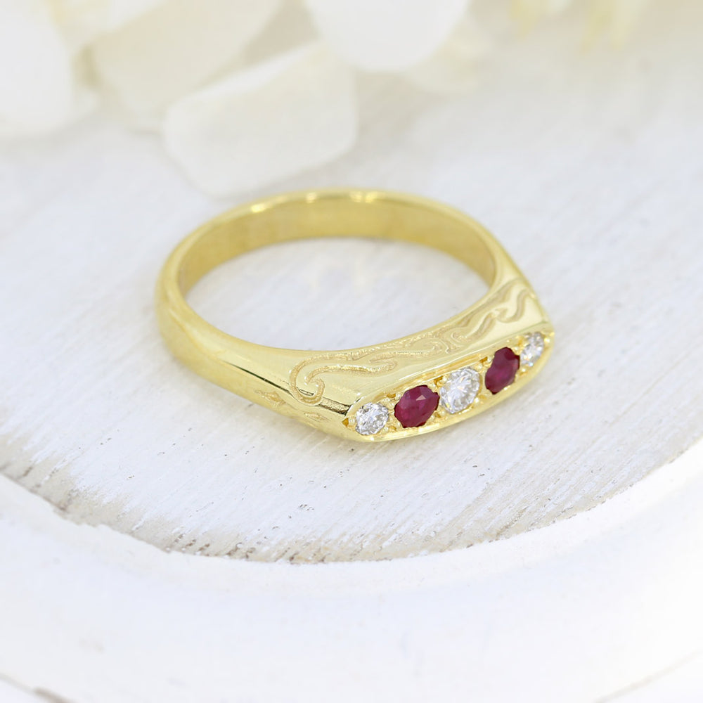 18ct Yellow Gold Ruby & Diamond Vintage Style Boat Ring