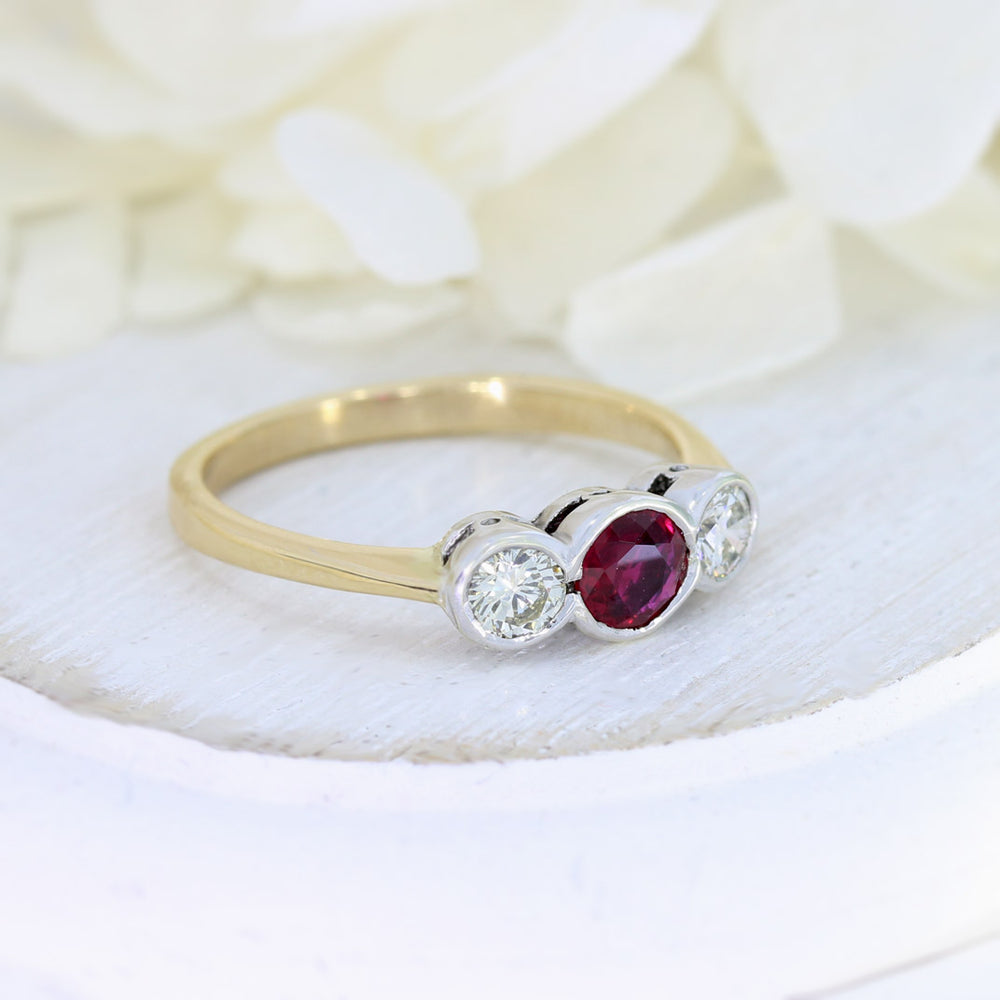 9ct Yellow Gold Ruby & Diamond 3 Stone Ring
