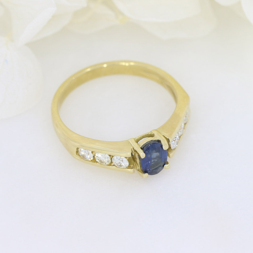 18ct Yellow Gold Oval Claw Set Sapphire & Channel Set Diamond Ring