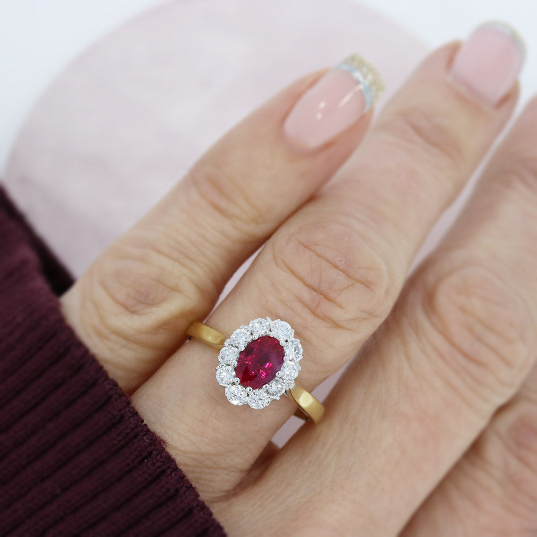 18ct Gold Oval Ruby & Diamond Cluster Ring