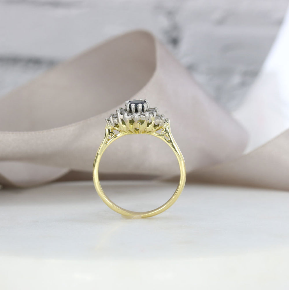 18ct Yellow Gold Sapphire & Diamond Cluster Ring