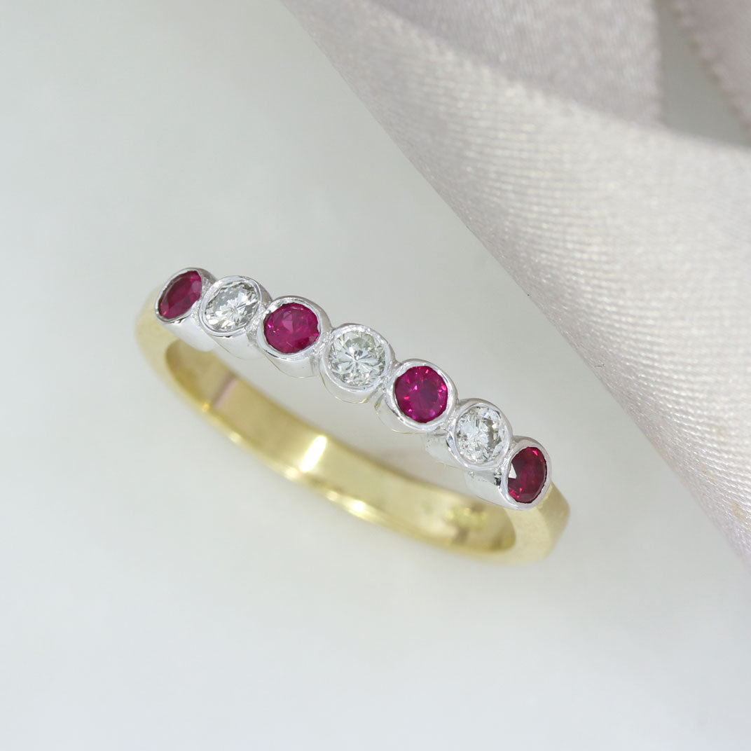 18ct Yellow Gold Ruby & Diamond 7 Stone Eterinty Ring