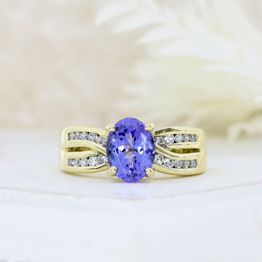 18ct Yellow Gold 1.95ct Tanzanite and Diamond Fancy Ring