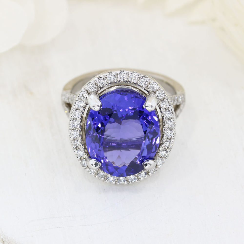 18ct White Gold Large 9.70ct Oval Tanzanite & Diamond Cluster Ring