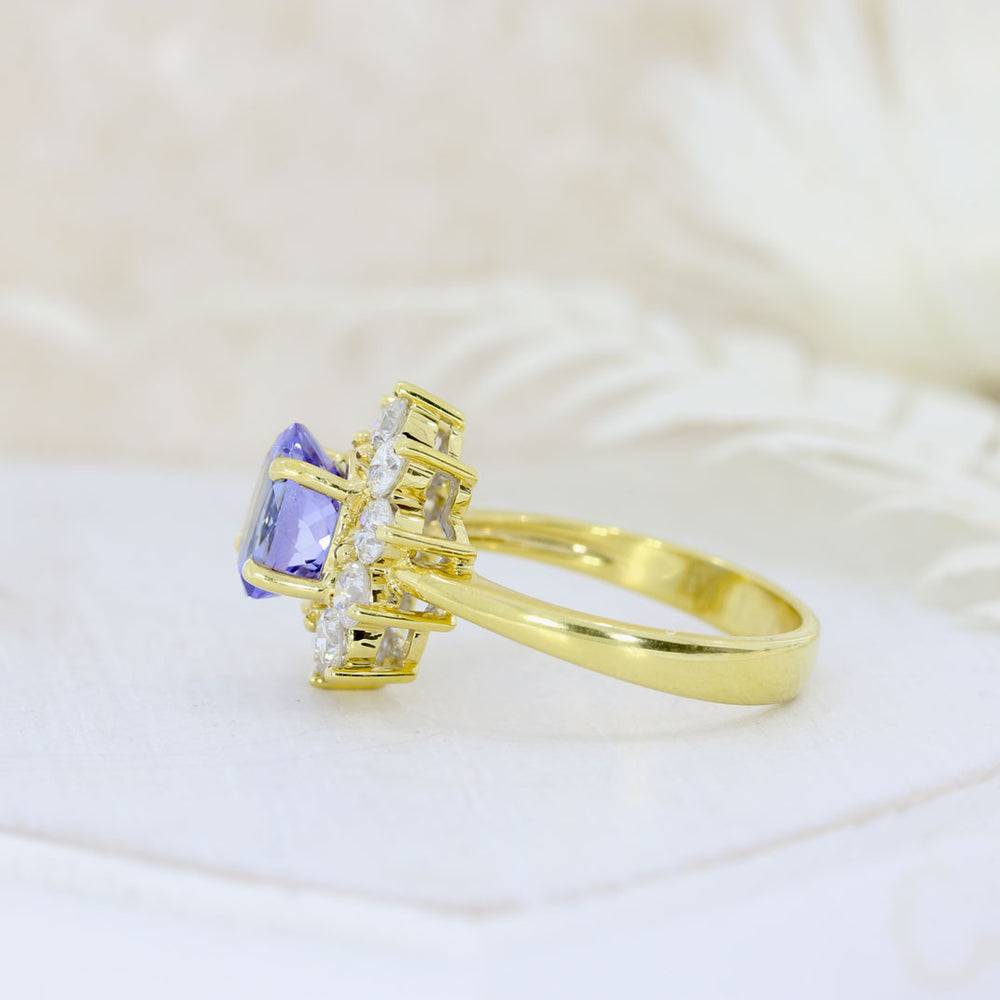 18ct Yellow Gold 1.80ct Oval Tanzanite & Diamond Cluster Ring