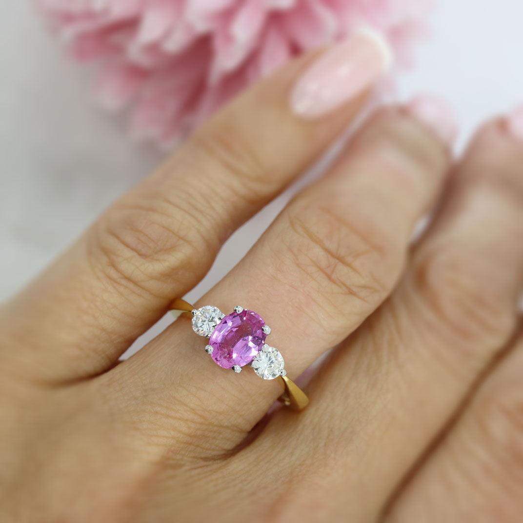 18ct Yellow Gold Large Oval Pink Sapphire 1.53ct & Diamonds 3 Stone Ring