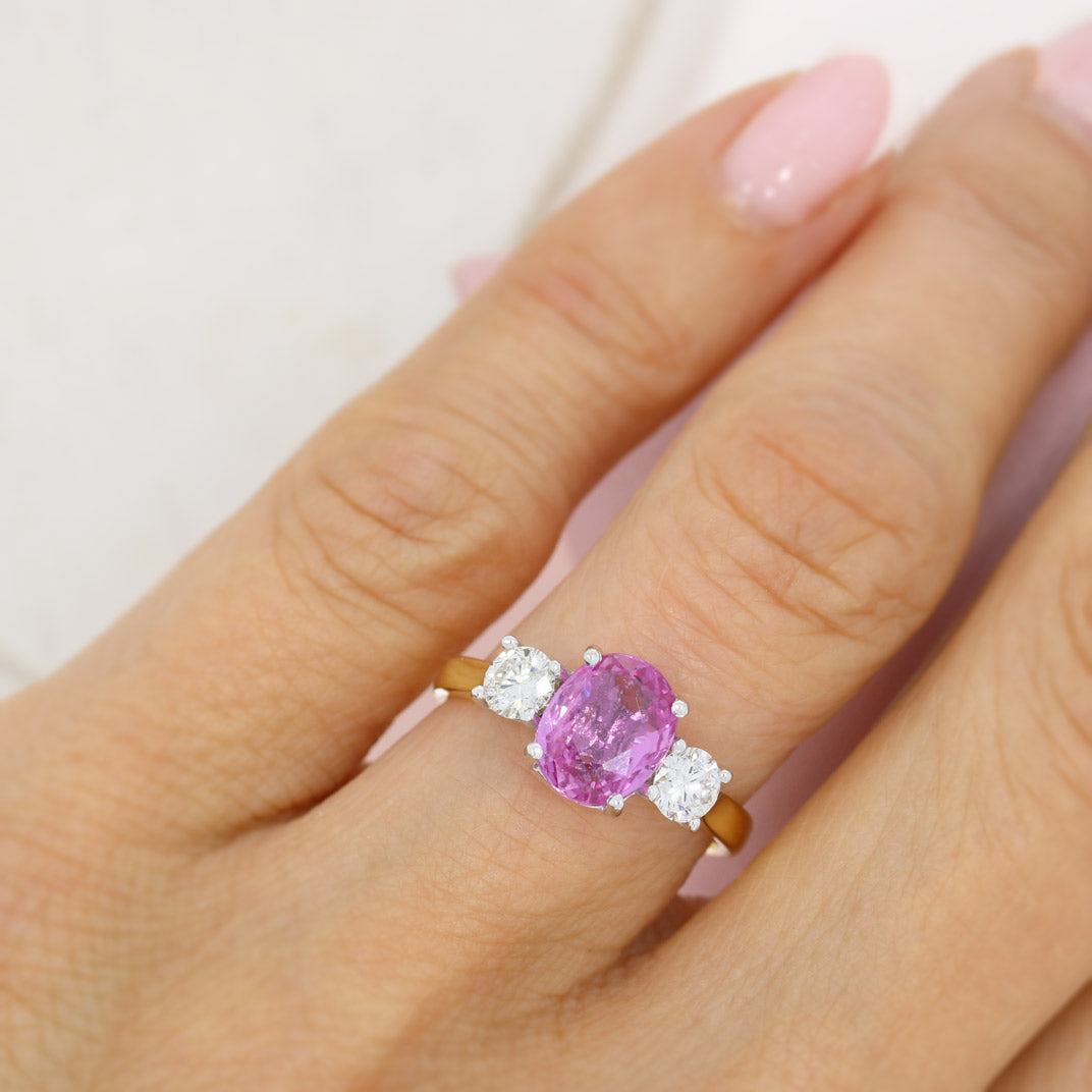 18ct Yellow Gold 3 Stone Pink Sapphire & Diamond 3 Stone Ring