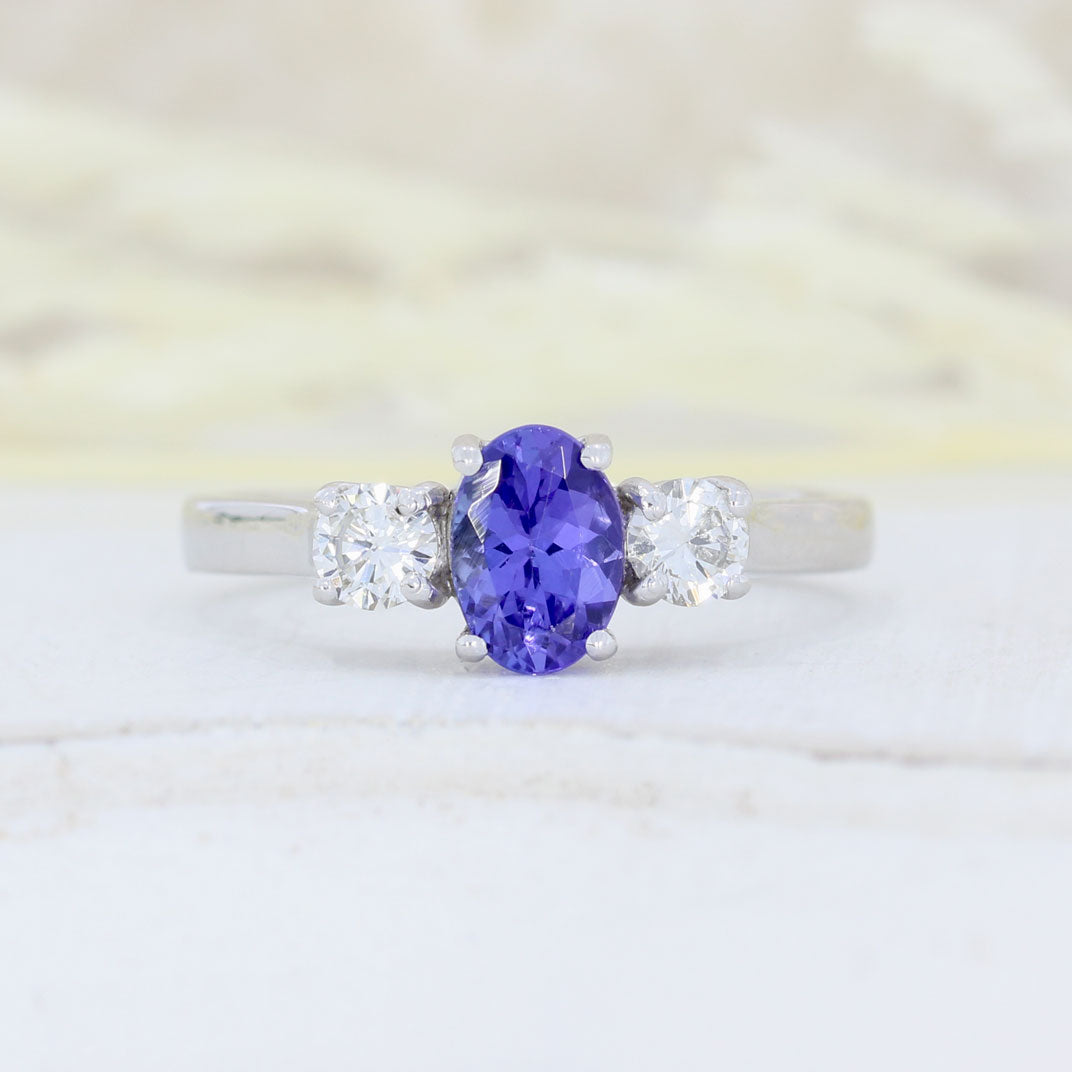 18ct White Gold Tanzanite & Diamond Ring
