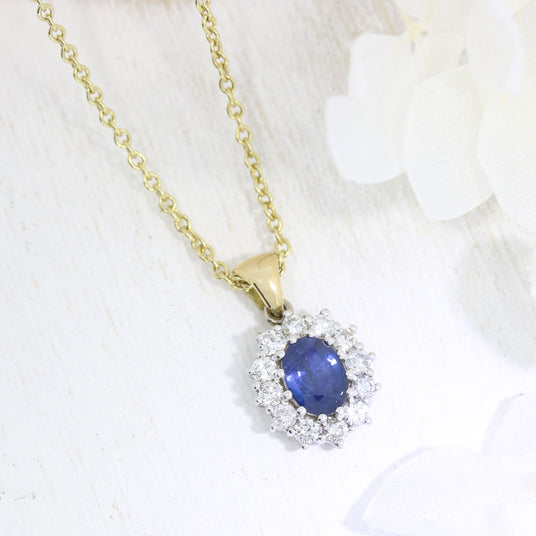 18ct Yellow Gold Oval Sapphire & Diamond Cluster Pendant on a 18" Chain