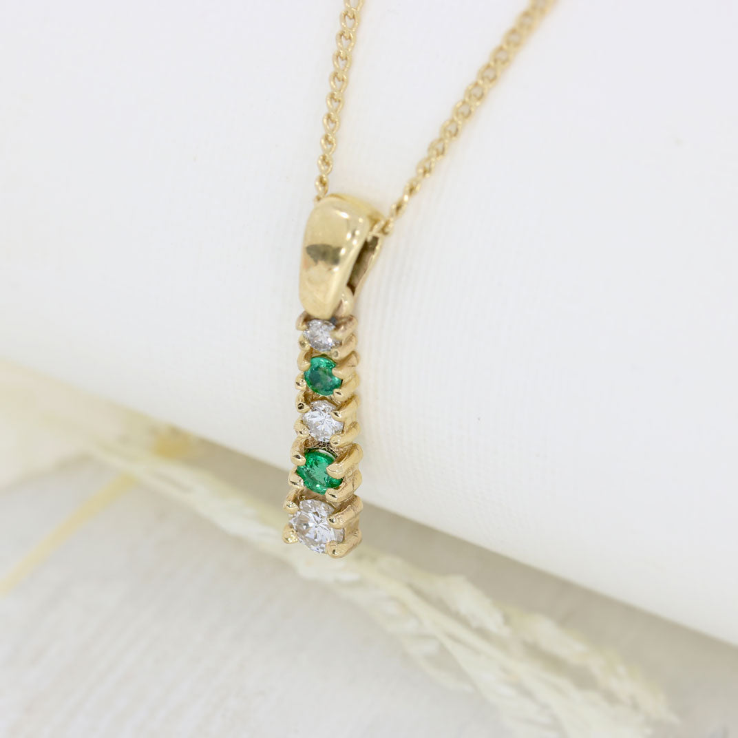 9ct Yellow Gold Graduated Emerald & Diamond Pendant on 9ct 18inch Chain