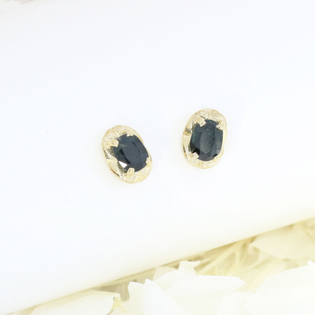 9ct Yellow Gold Oval Sapphire Stud Earrings