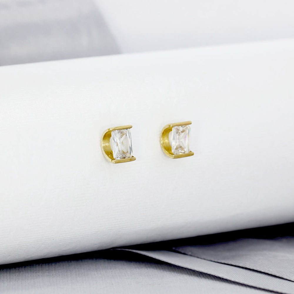 9ct Yellow Gold CZ Stud Earrings